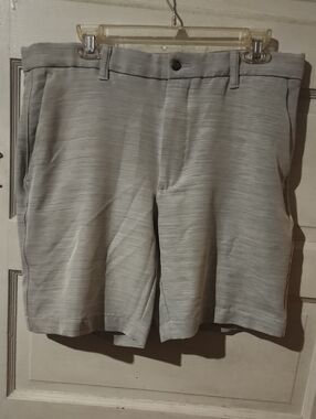 Callaway Mens Khaki Gray Golf Chino Shorts 34